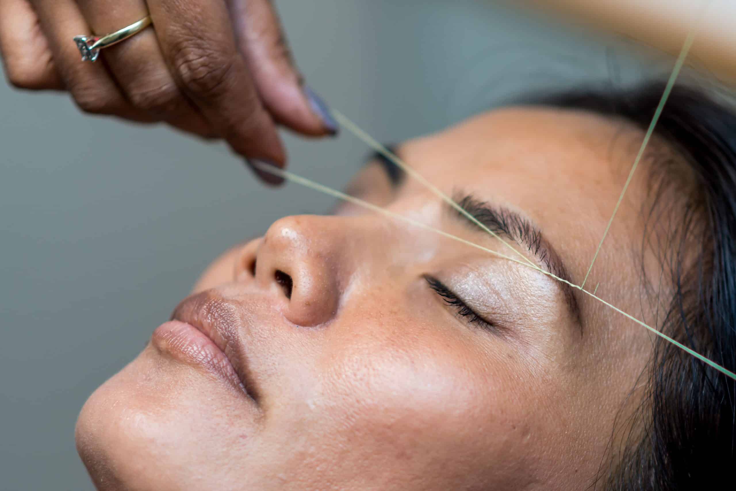 Facial Threading Image